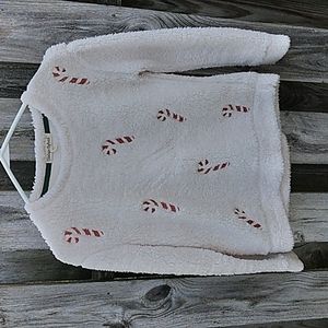 Junior's Christmas lightweight sweater, Size Small